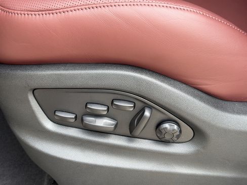 New 2026 Porsche Cayenne GTS AWD/4WD image 25