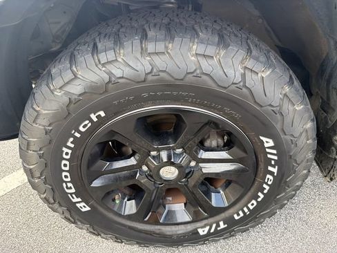 Used 2021 Toyota 4Runner SR5 Premium AWD/4WD image 11