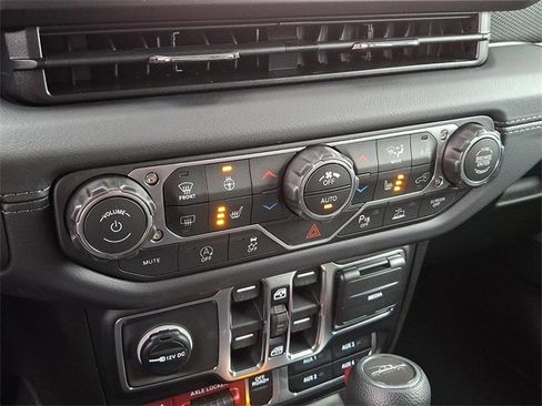 New 2026 Jeep Gladiator Mojave image 16