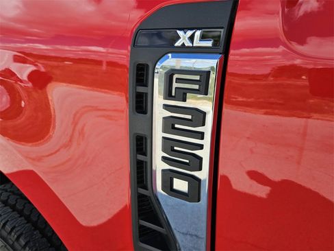 Used 2024 Ford F250 XL w/ Snow Plow Prep Package image 43