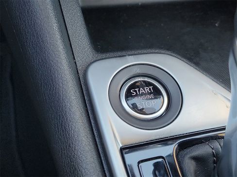 Used 2024 Nissan Sentra SV image 8