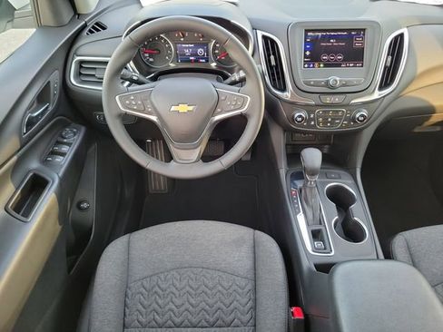 Certified 2024 Chevrolet Equinox LT image 17