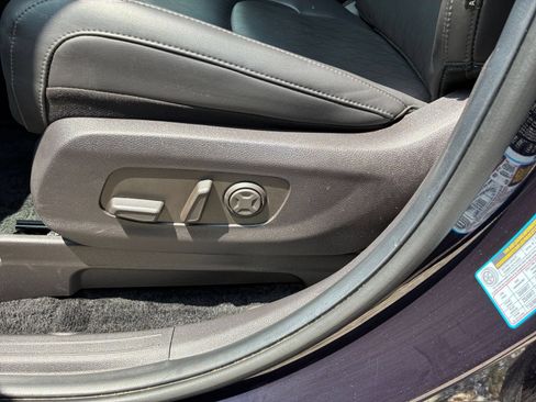 Used 2026 Kia Carnival FWD image 21