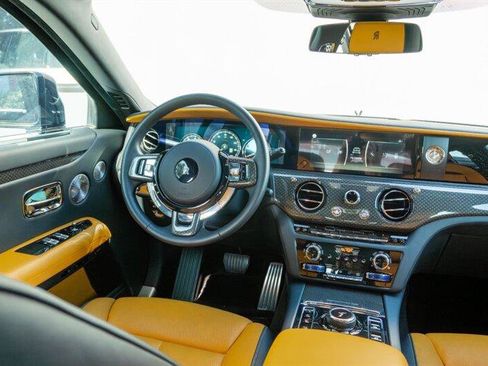 Used 2022 Rolls-Royce Ghost Black Badge image 65