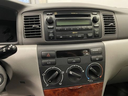 Used 2007 Toyota Corolla LE image 16