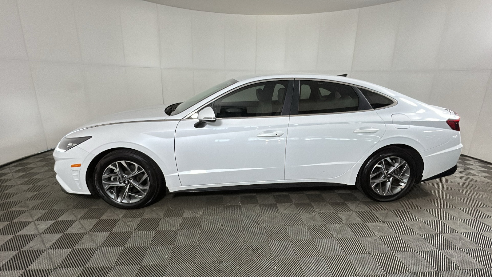 Used 2020 Hyundai Sonata SEL FWD image 7