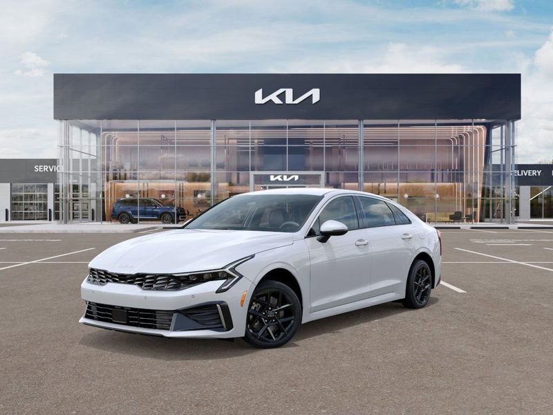 Certified 2025 Kia K5 LXS image 1