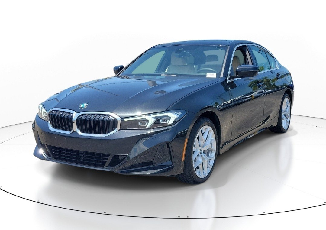 Used 2025 BMW 330i Sedan w/ Premium Package RWD image 30