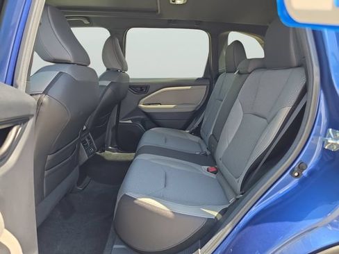 Used 2026 Subaru Forester Premium AWD/4WD image 12