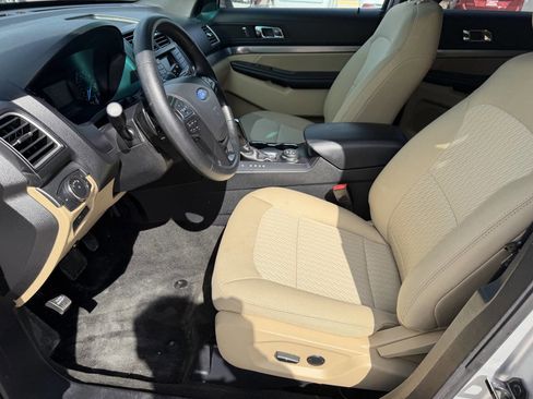 Used 2017 Ford Explorer 4WD image 16