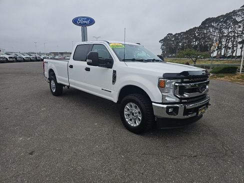 Used 2022 Ford F350 XLT w/ XLT Value Package AWD/4WD image 8