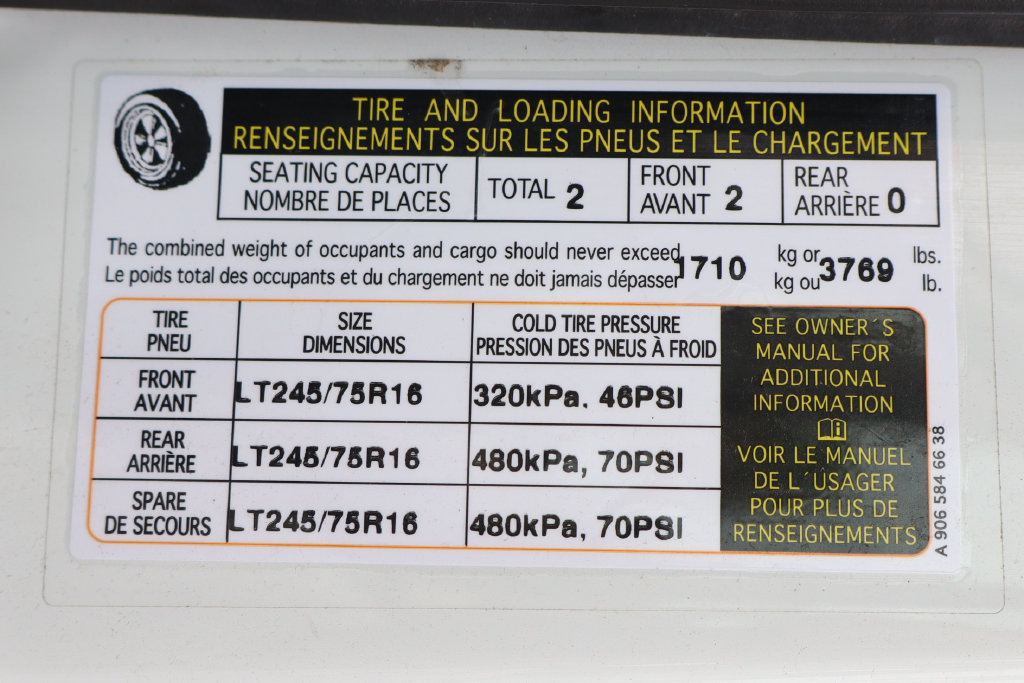 Used 2023 Mercedes-Benz Sprinter 2500 image 40