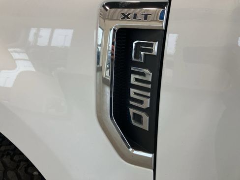 Used 2022 Ford F250 XLT image 10