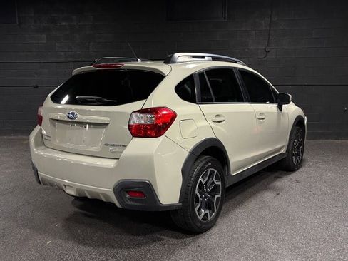 Used 2016 Subaru Crosstrek 2.0i Premium w/ Moonroof Package AWD/4WD image 6