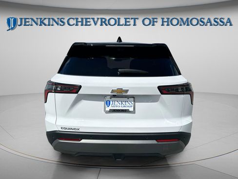 New 2026 Chevrolet Equinox LT w/ Safety and Technology Package image 3