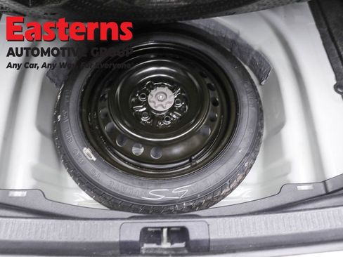 Used 2025 Toyota Camry LE image 21