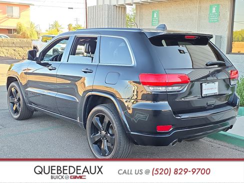Used 2015 Jeep Grand Cherokee Altitude RWD image 5