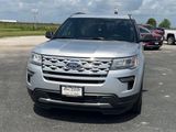 Used 2019 Ford Explorer XLT image 3