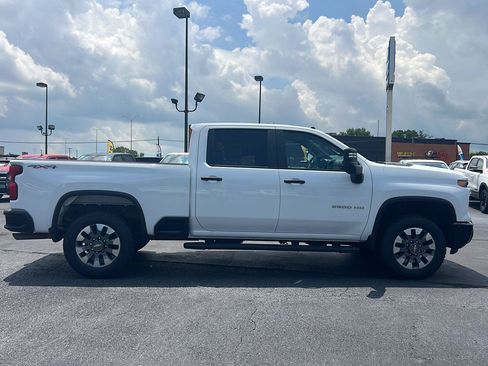 Used 2024 Chevrolet Silverado 2500 Custom w/ Custom Value Package AWD/4WD image 7