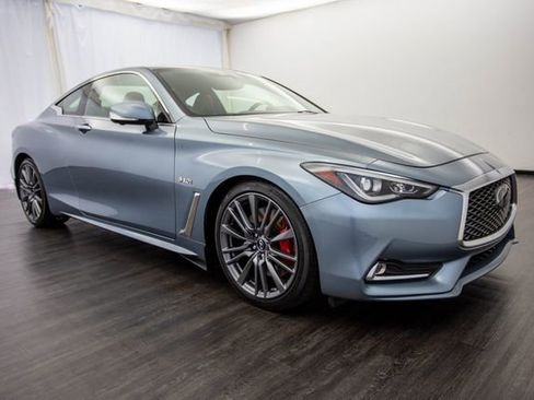 Used 2017 INFINITI Q60 Red Sport 400 image 24