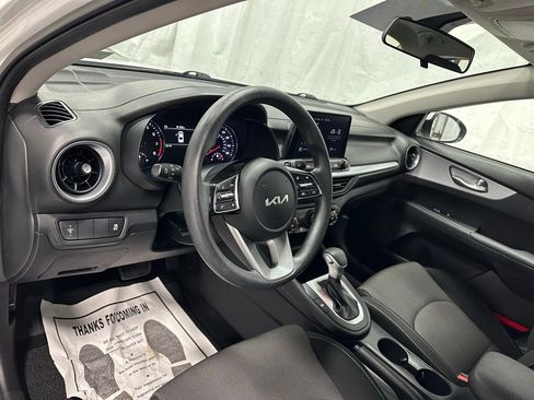 Used 2024 Kia Forte LXS image 15