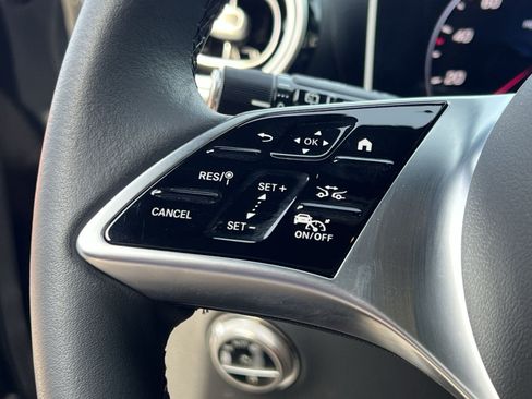 Certified 2026 Mercedes-Benz GLC 300 4MATIC image 36