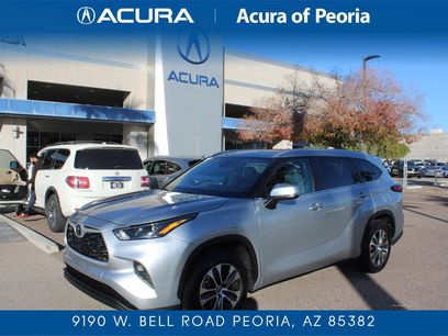 Used 2023 Toyota Highlander XLE