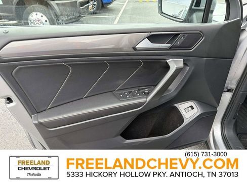Used 2022 Volkswagen Tiguan SE image 26