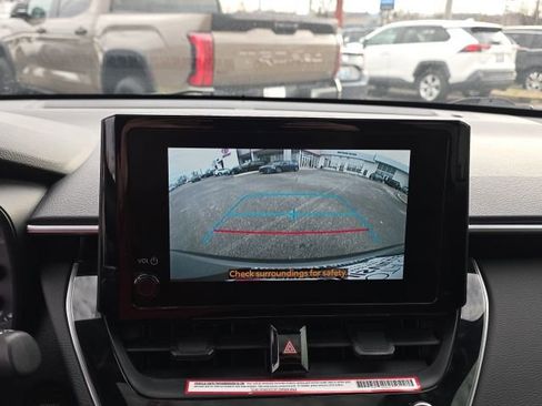 Certified 2024 Toyota Corolla Cross SE w/ Moonroof Package image 19