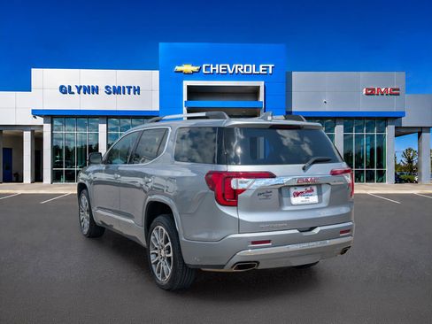 Used 2023 GMC Acadia Denali w/ Denali Technology Package FWD image 12