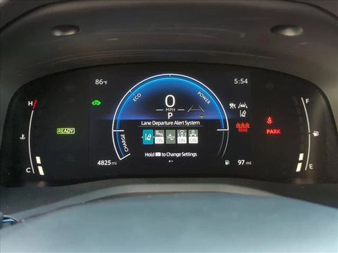 Used 2026 Toyota Camry SE w/ Multimedia Upgrade Package image 10