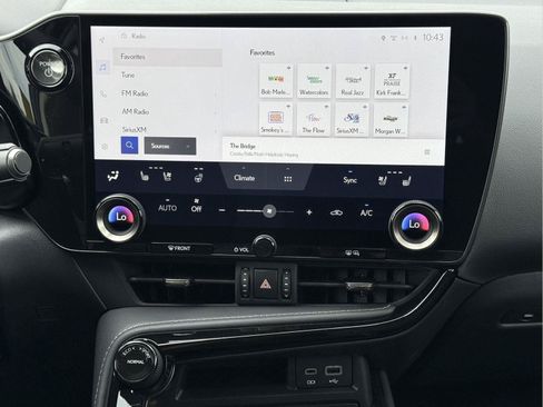 Certified 2026 Lexus NX 350h AWD w/ Accessory Package (2T) image 17