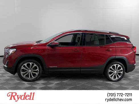 Used 2018 GMC Terrain SLT w/ Preferred Package AWD/4WD image 2