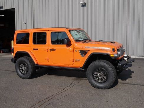 New 2025 Jeep Wrangler Unlimited Rubicon 392 image 11