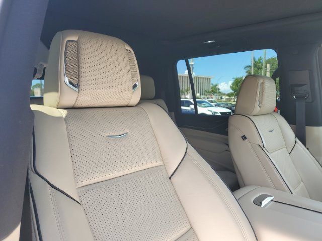Certified 2023 Cadillac Escalade ESV Premium Luxury w/ LPO, Radiant Package AWD/4WD image 21