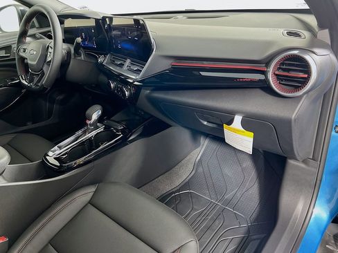 New 2026 Chevrolet Trax RS FWD image 28