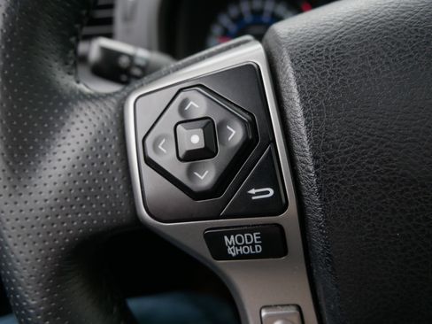 Used 2017 Toyota 4Runner SR5 Premium RWD image 22