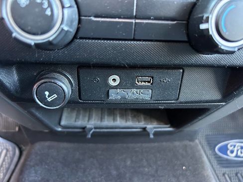 Used 2012 Ford F150 XLT w/ XLT Chrome Pkg image 19