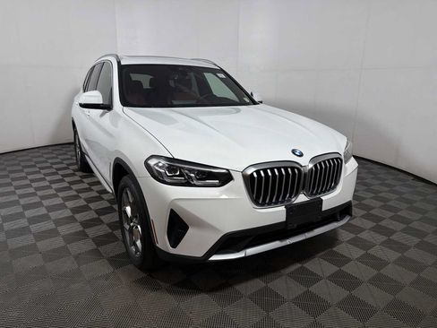 Used 2023 BMW X3 xDrive30i w/ Convenience Package AWD/4WD image 2