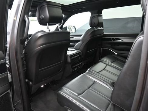 Used 2024 Jeep Wagoneer Series II AWD/4WD image 14