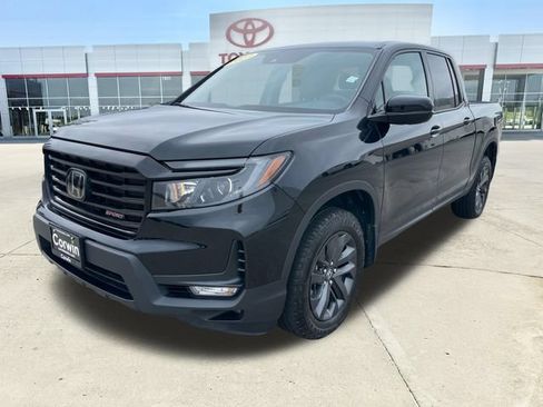 Used 2023 Honda Ridgeline Sport image 7