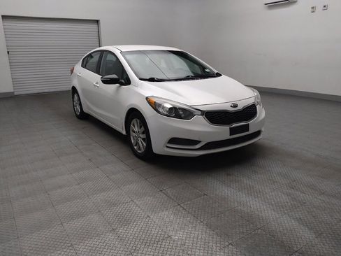 Used 2016 Kia Forte LX w/ LX Popular Plus Package FWD image 13