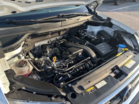 Used 2022 Volkswagen Taos S image 16