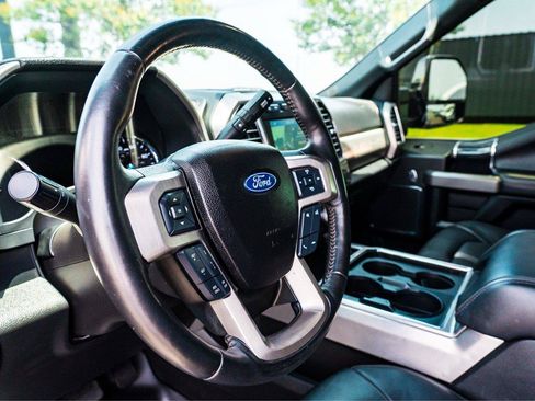 Used 2021 Ford F250 Platinum w/ Tremor Off-Road Package AWD/4WD image 8
