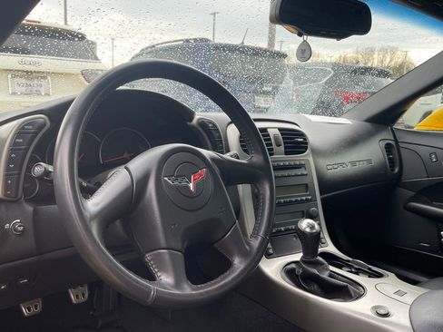 Used 2005 Chevrolet Corvette Coupe w/ Preferred Equipment Group image 11