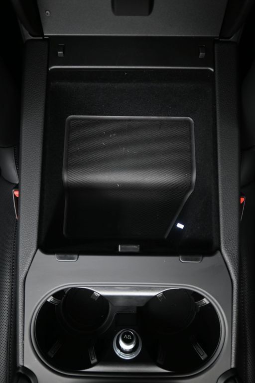 Certified 2026 Porsche Cayenne Coupe AWD/4WD image 21
