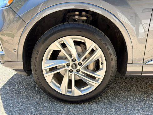 Used 2021 Audi Q7 2.0T Premium Plus AWD/4WD image 40
