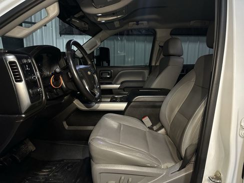 Used 2017 Chevrolet Silverado 2500 LTZ w/ Duramax Plus Package AWD/4WD image 8