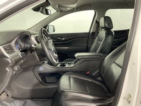 Used 2023 GMC Acadia SLT image 10