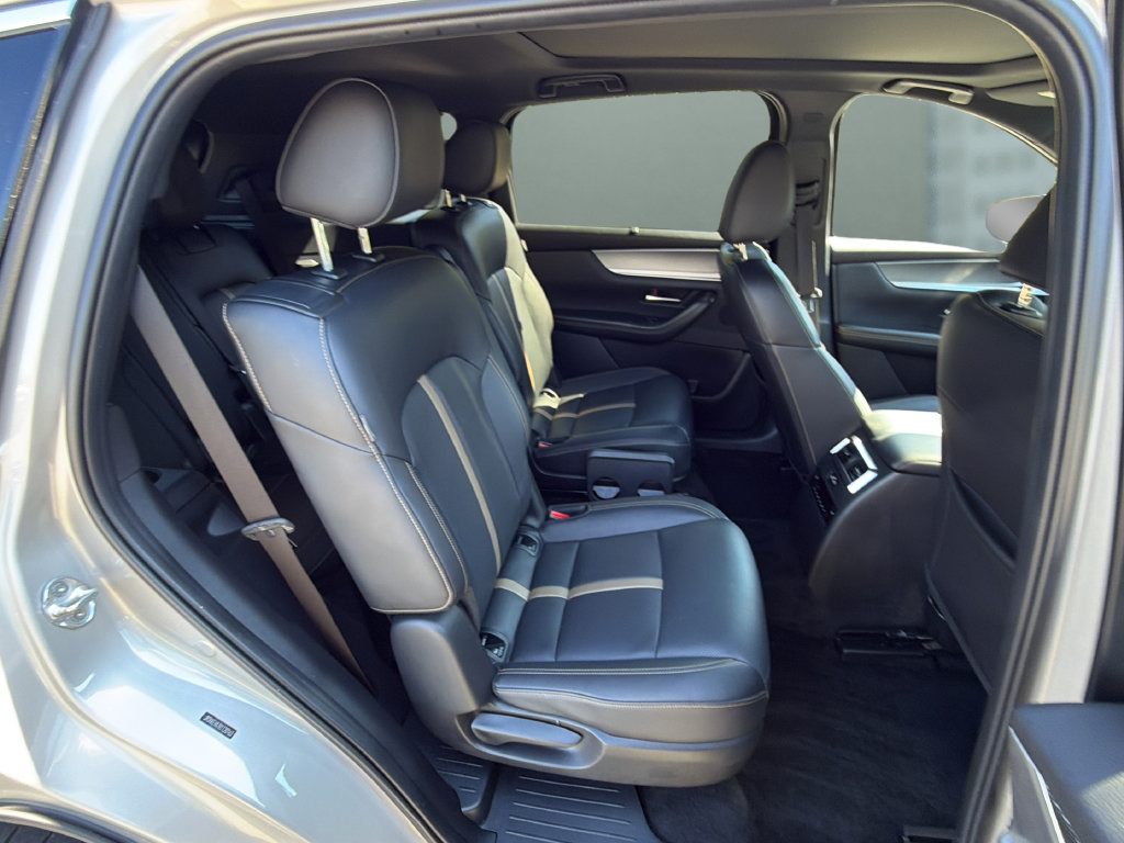 Certified 2024 MAZDA CX-90 Plug-In Hybrid w/ Premium Plus AWD/4WD image 20